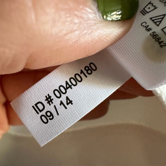 Express White Cropped Short Sleeve Exposed Zipper Top - Picture 7 of 9